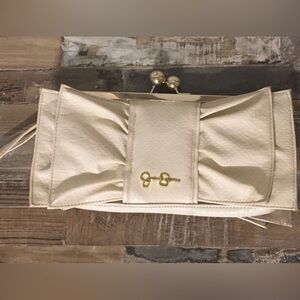 Jessica Simpson Wristlet